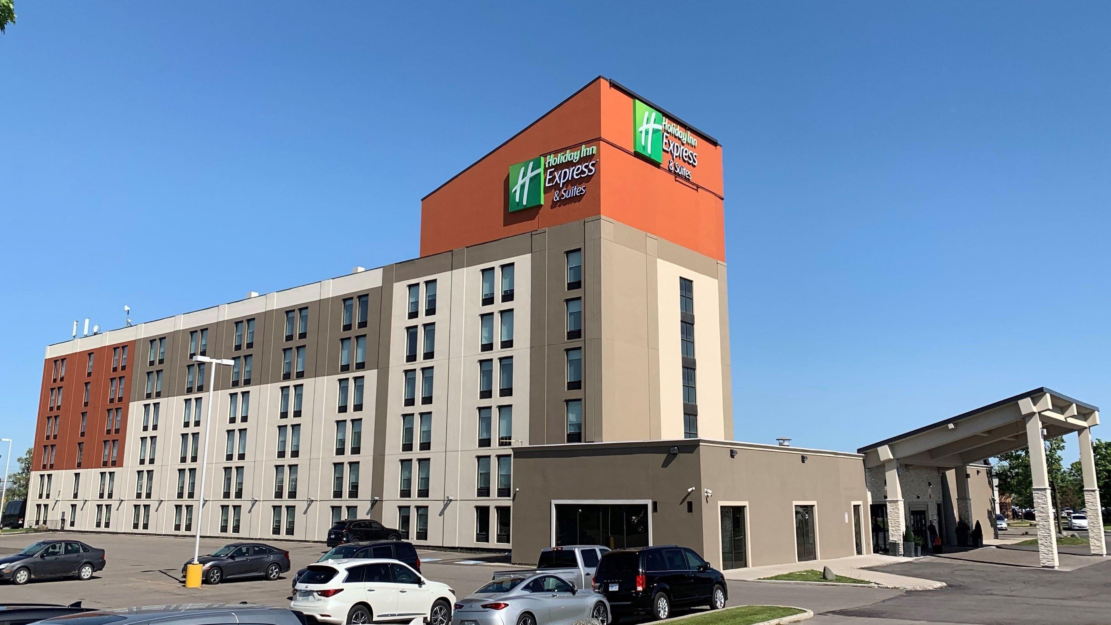 Holiday Inn Express & Suites Toronto Airport West By Ihg Місісаґа Екстер'єр фото