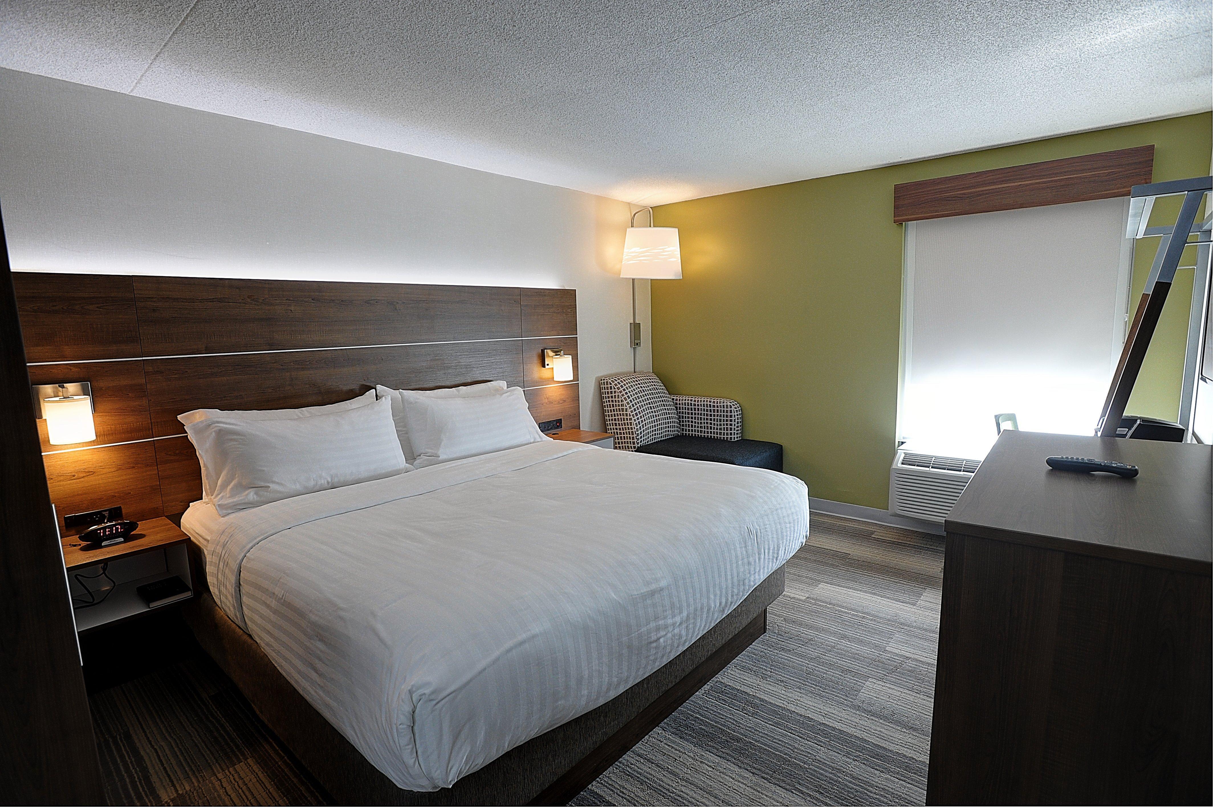 Holiday Inn Express & Suites Toronto Airport West By Ihg Місісаґа Екстер'єр фото