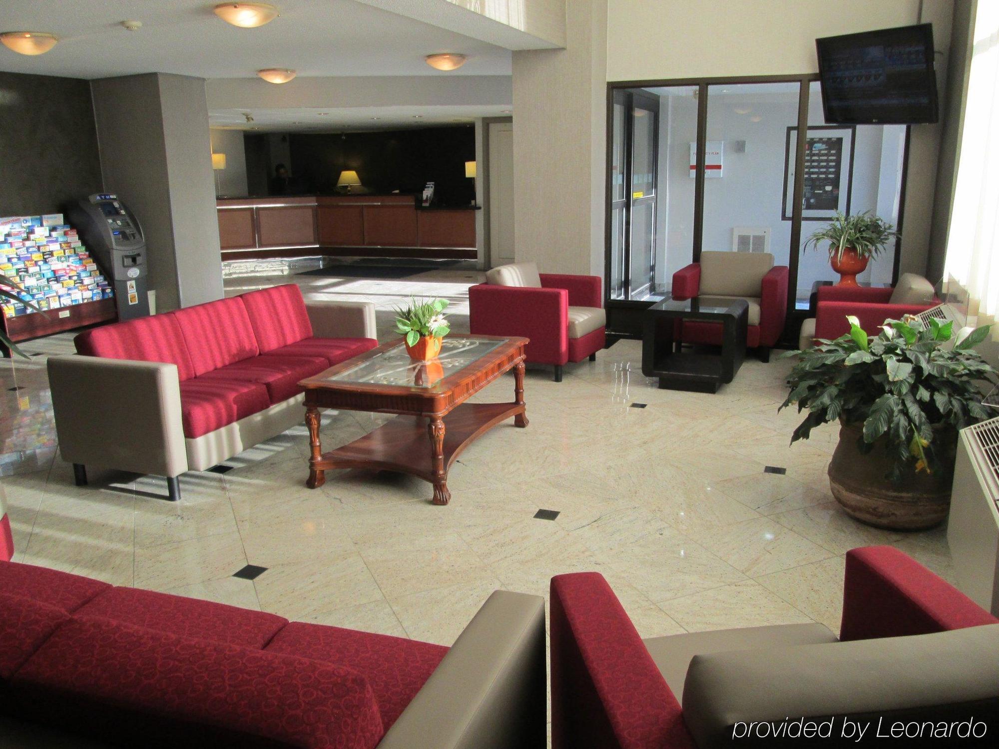 Holiday Inn Express & Suites Toronto Airport West By Ihg Місісаґа Екстер'єр фото